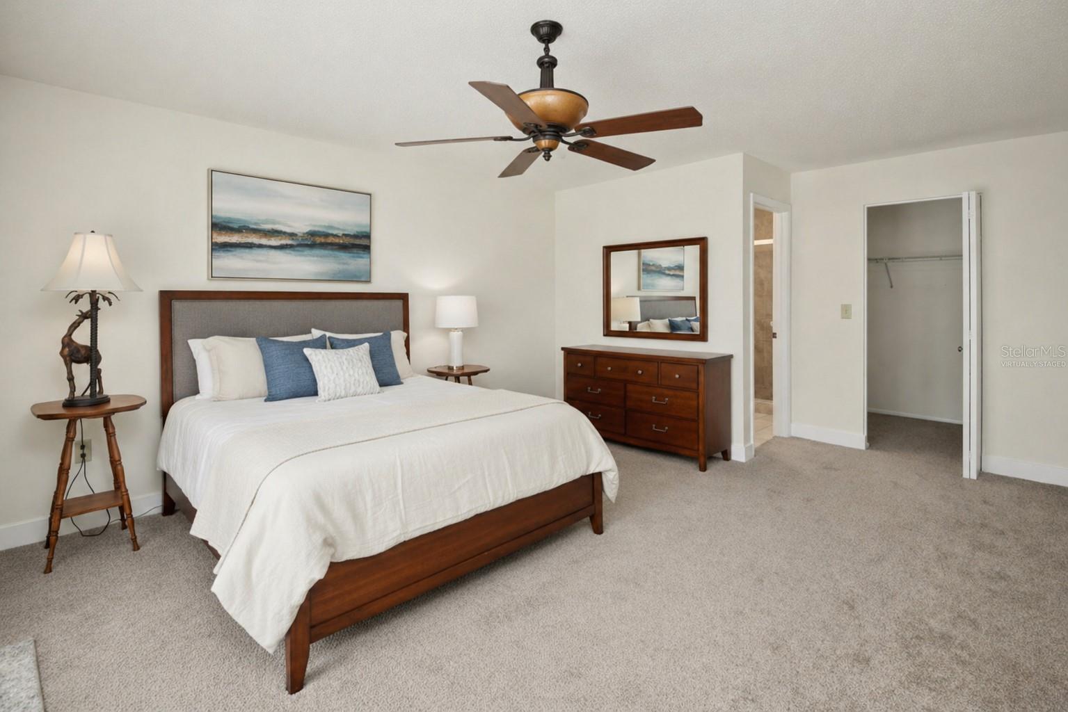 LAKE SARASOTA - Residential