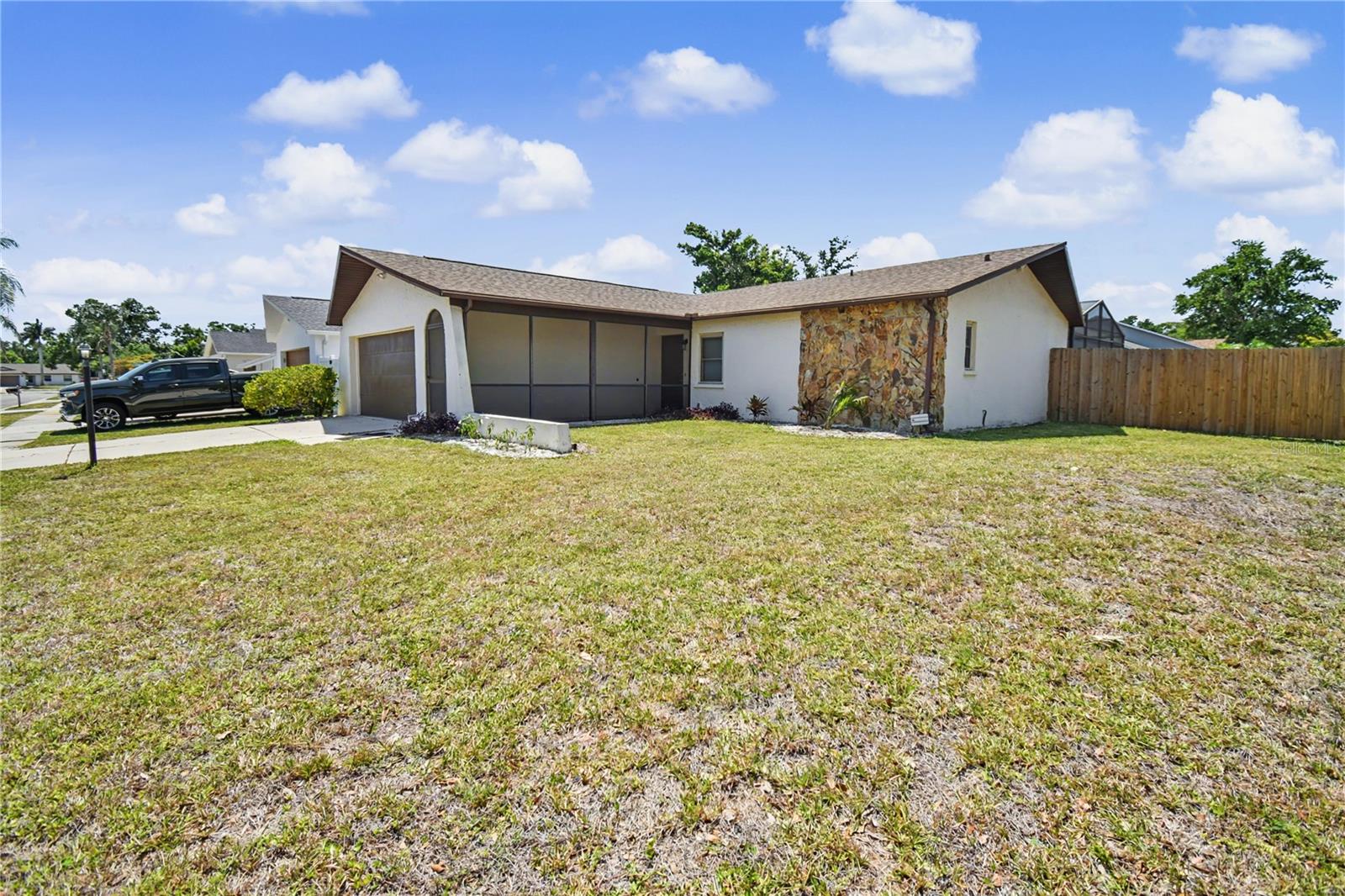 LAKE SARASOTA - Residential