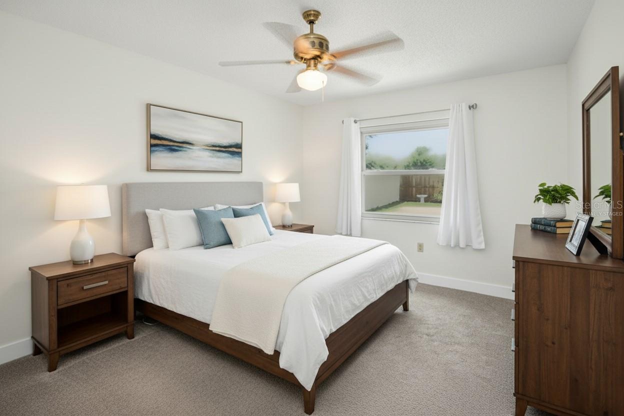 LAKE SARASOTA - Residential