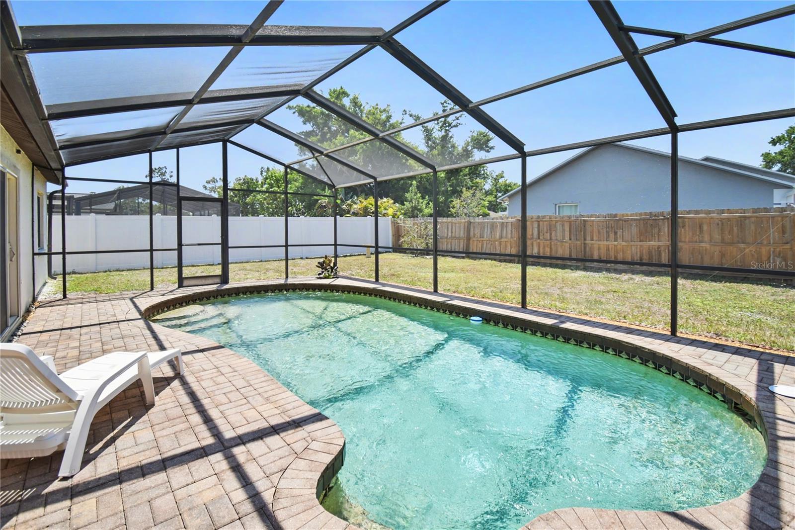 LAKE SARASOTA - Residential
