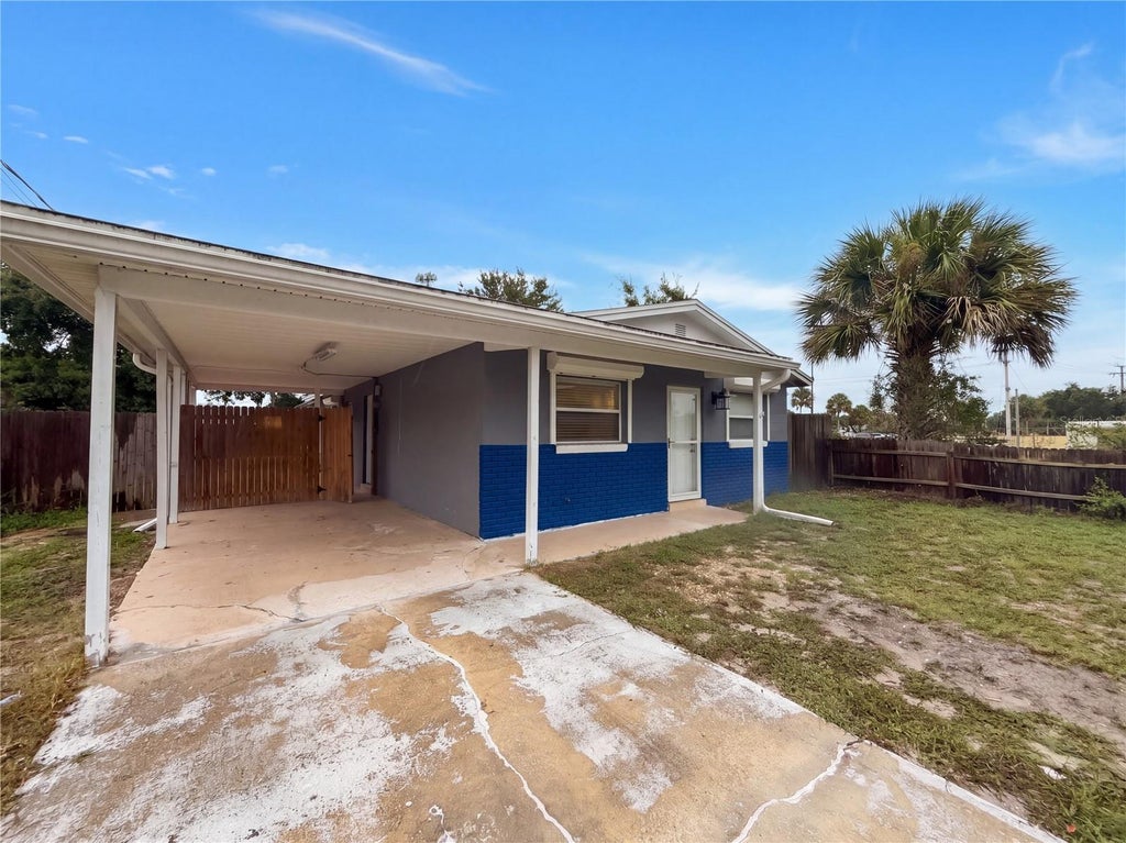 Photo of 400 Holly Street, South Daytona, FL 32119 (MLS # O6450772)
