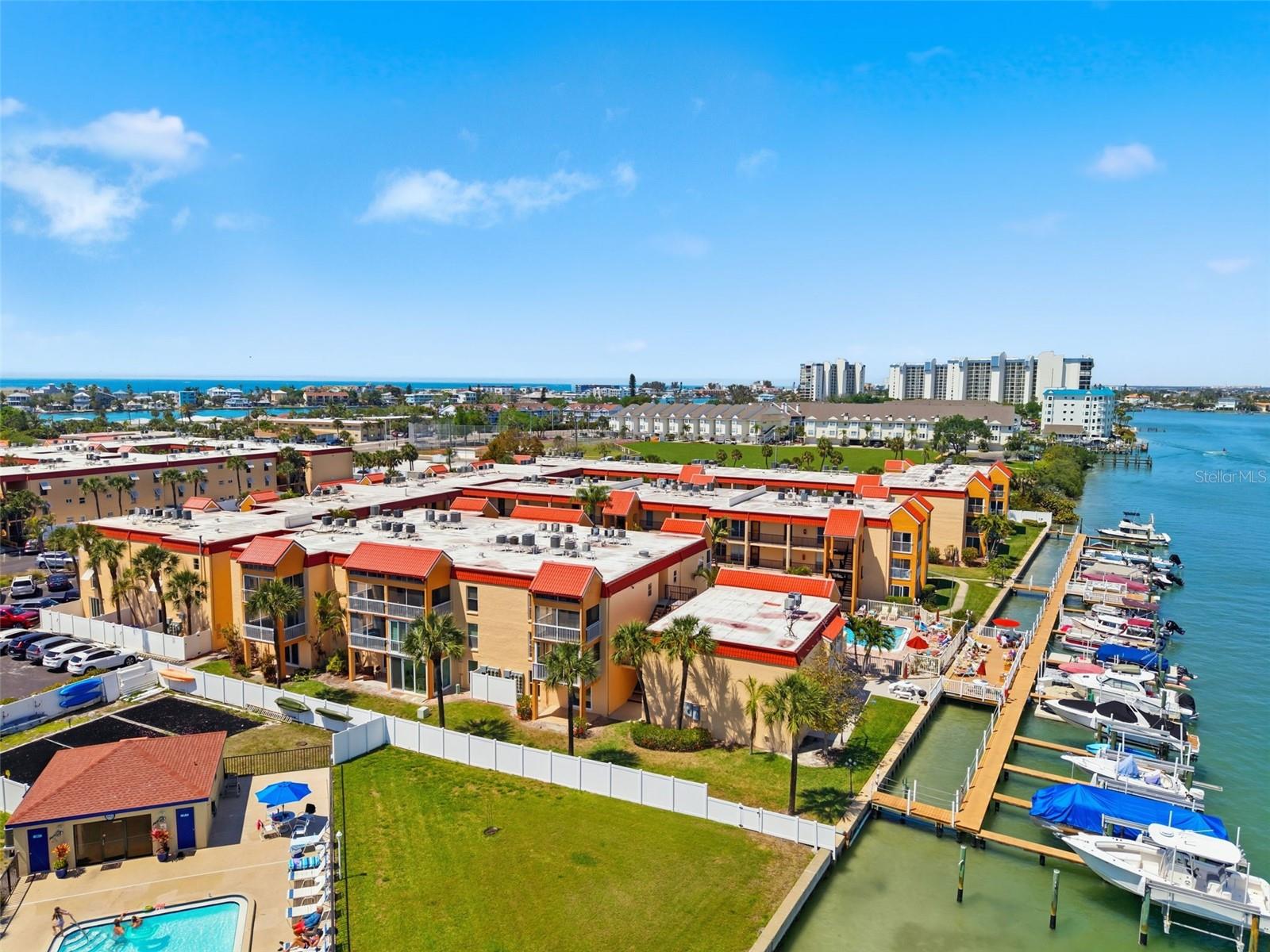 BOCA SHORES CONDO - Residential
