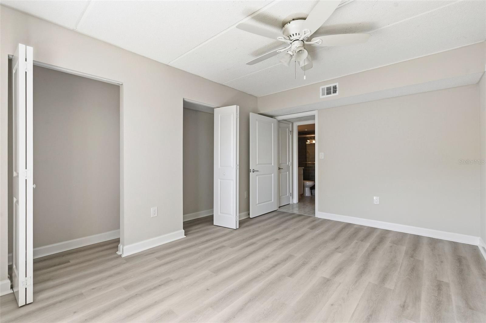 BOCA SHORES CONDO - Residential