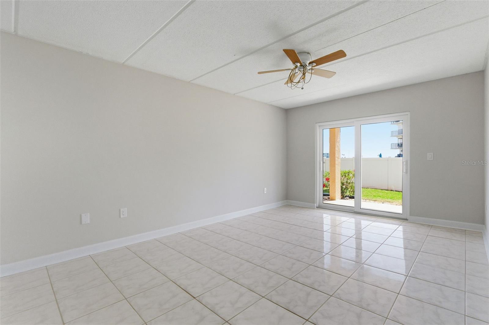 BOCA SHORES CONDO - Residential