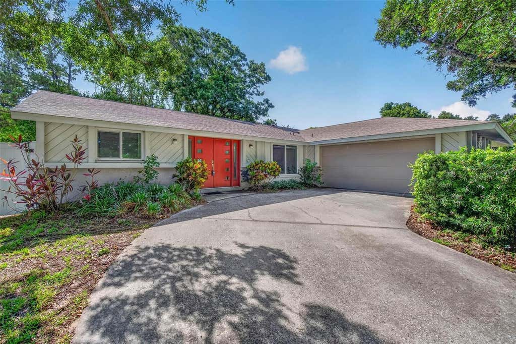 Photo of 324 Sweetgum Court, Palm Harbor, FL 34683 (MLS # TB8528926)