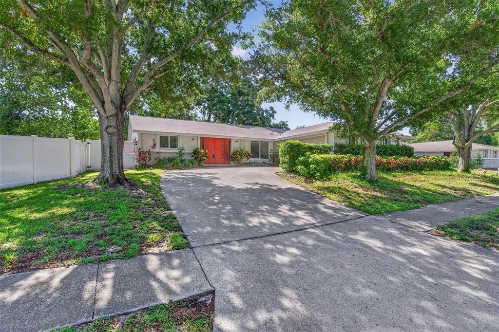 Photo of 324 Sweetgum Court, Palm Harbor, FL 34683 (MLS # TB8528926)