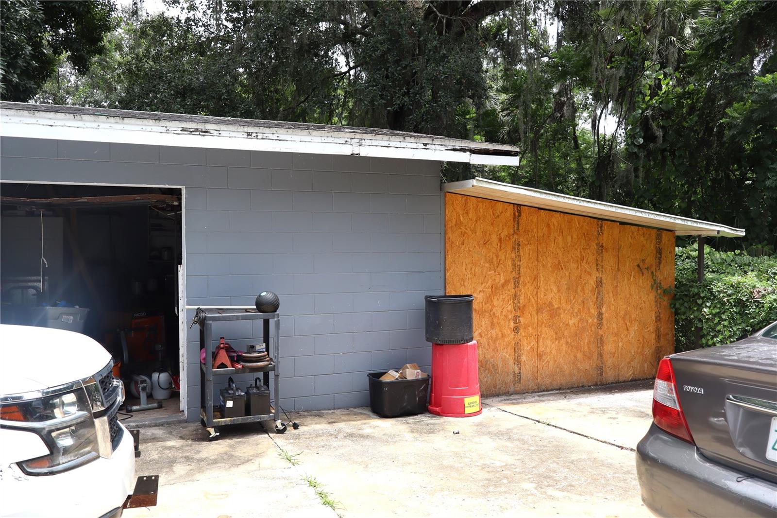 PANA-COO-CHEE RETREATS - Residential