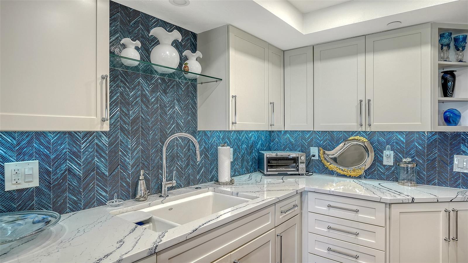 LIDO SURF & SAND - Residential