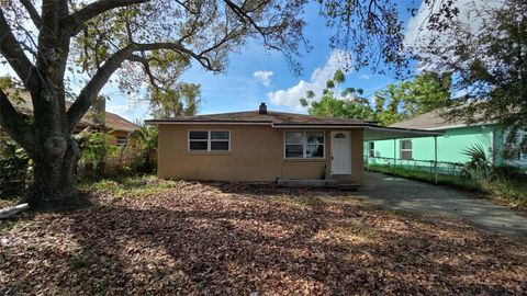 Photo of 38 S Normandale Avenue, Orlando, FL 32835 (MLS # O6365250)