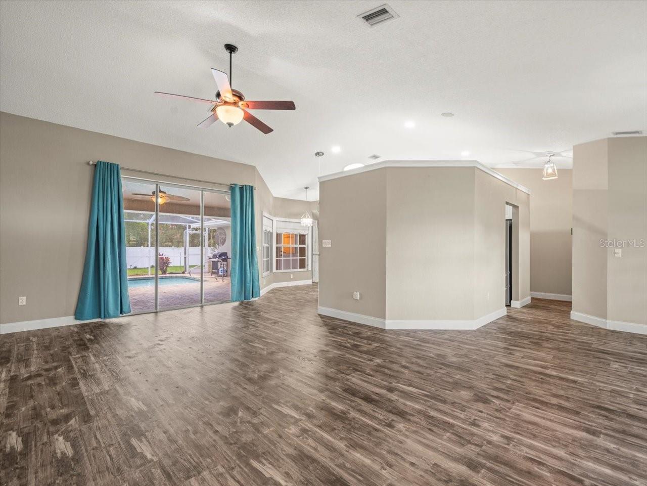 14717 LINDEN DRIVE