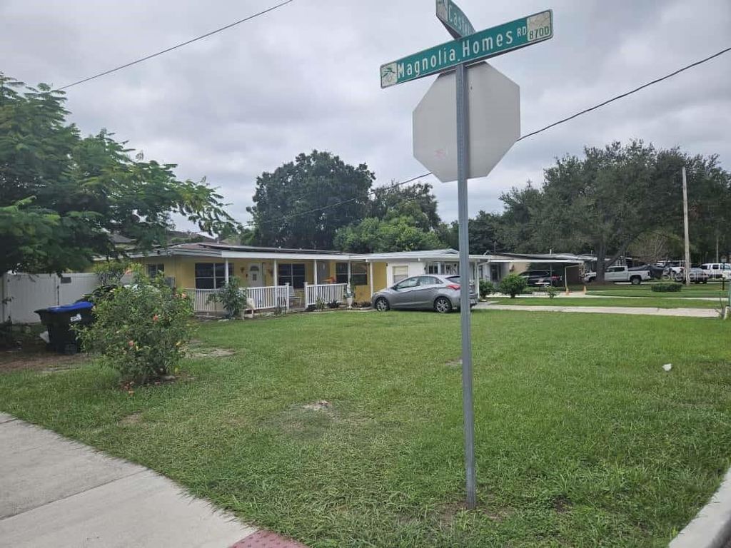 Photo of 3902 Castell Drive, Orlando, FL 32810 (MLS # O6355444)