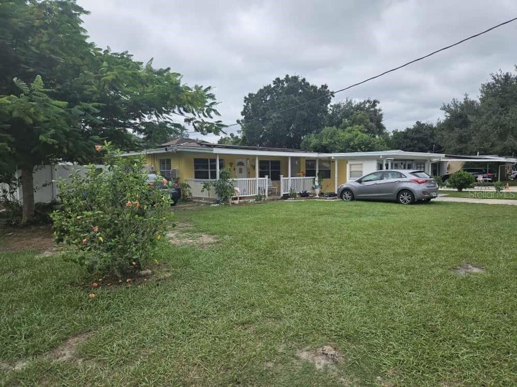 Photo of 3902 Castell Drive, Orlando, FL 32810 (MLS # O6355444)