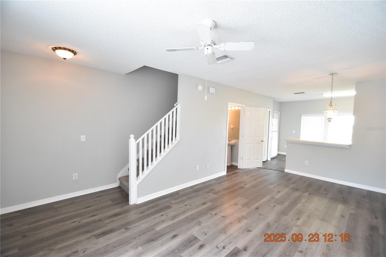 OSPREY RUN TWNHMS PH 1A - Residential Lease