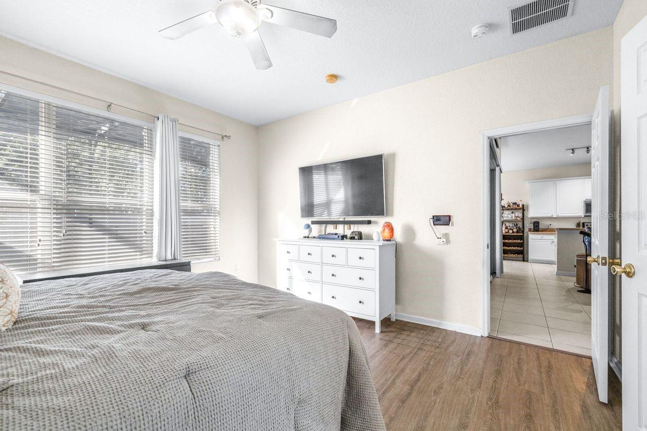 LAKES/WINDERMERE-PEACHTREE - Residential