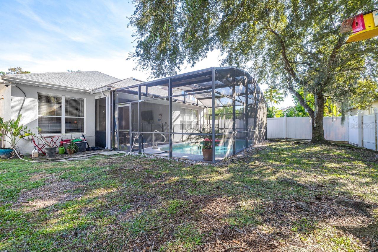 LAKES/WINDERMERE-PEACHTREE - Residential