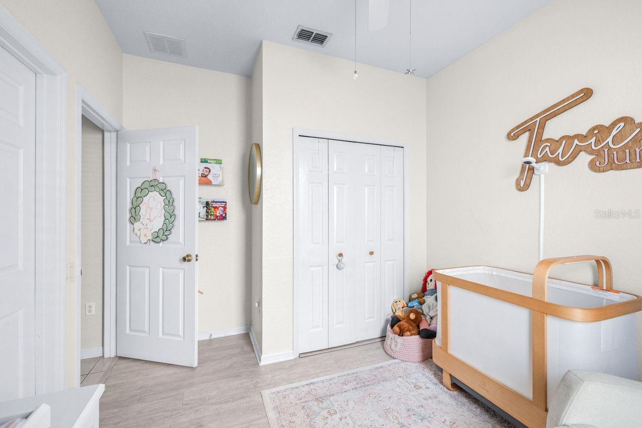 LAKES/WINDERMERE-PEACHTREE - Residential