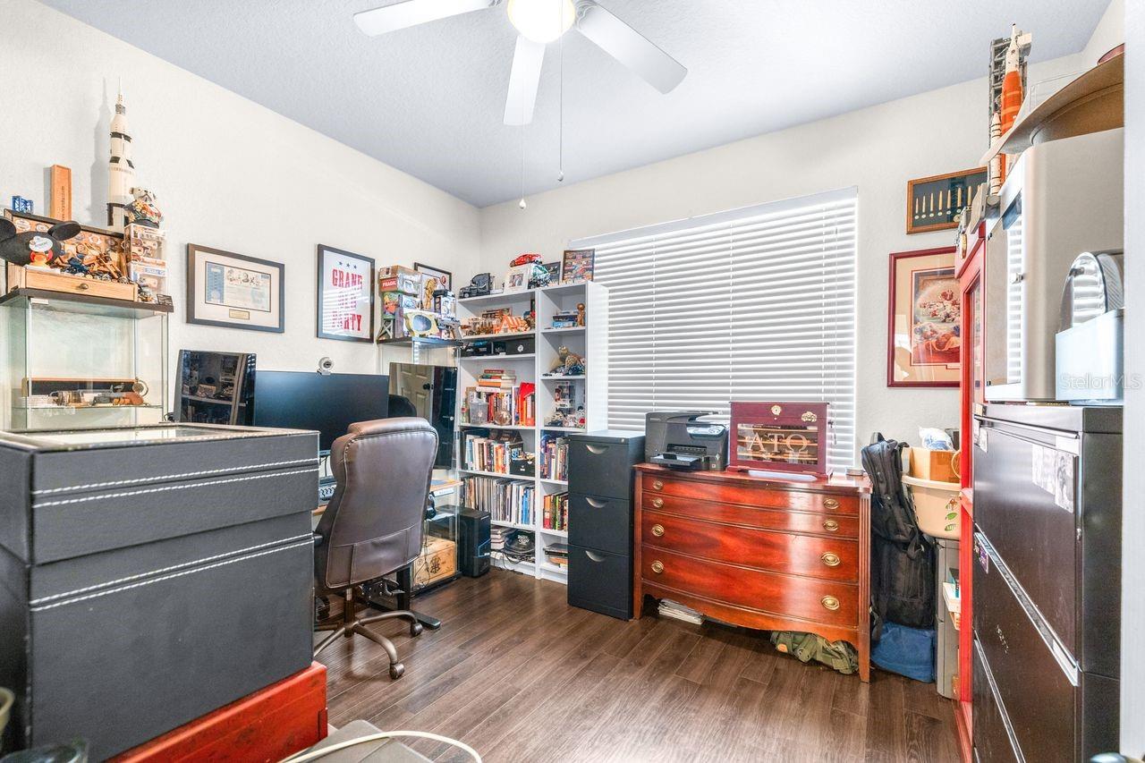 LAKES/WINDERMERE-PEACHTREE - Residential