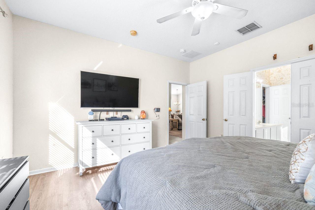 LAKES/WINDERMERE-PEACHTREE - Residential