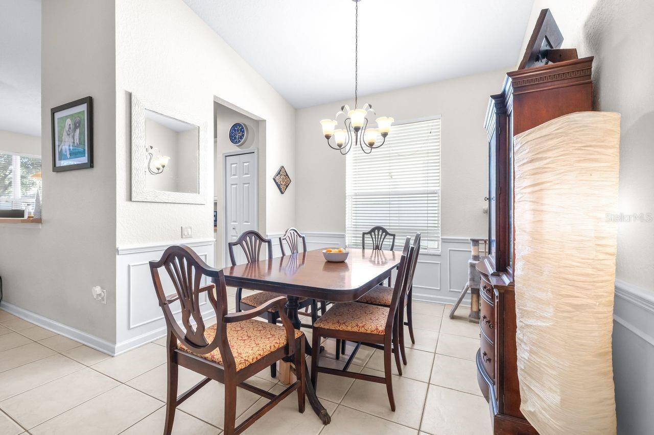 LAKES/WINDERMERE-PEACHTREE - Residential