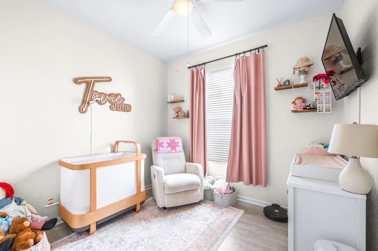 LAKES/WINDERMERE-PEACHTREE - Residential