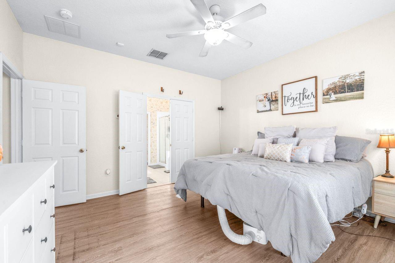 LAKES/WINDERMERE-PEACHTREE - Residential