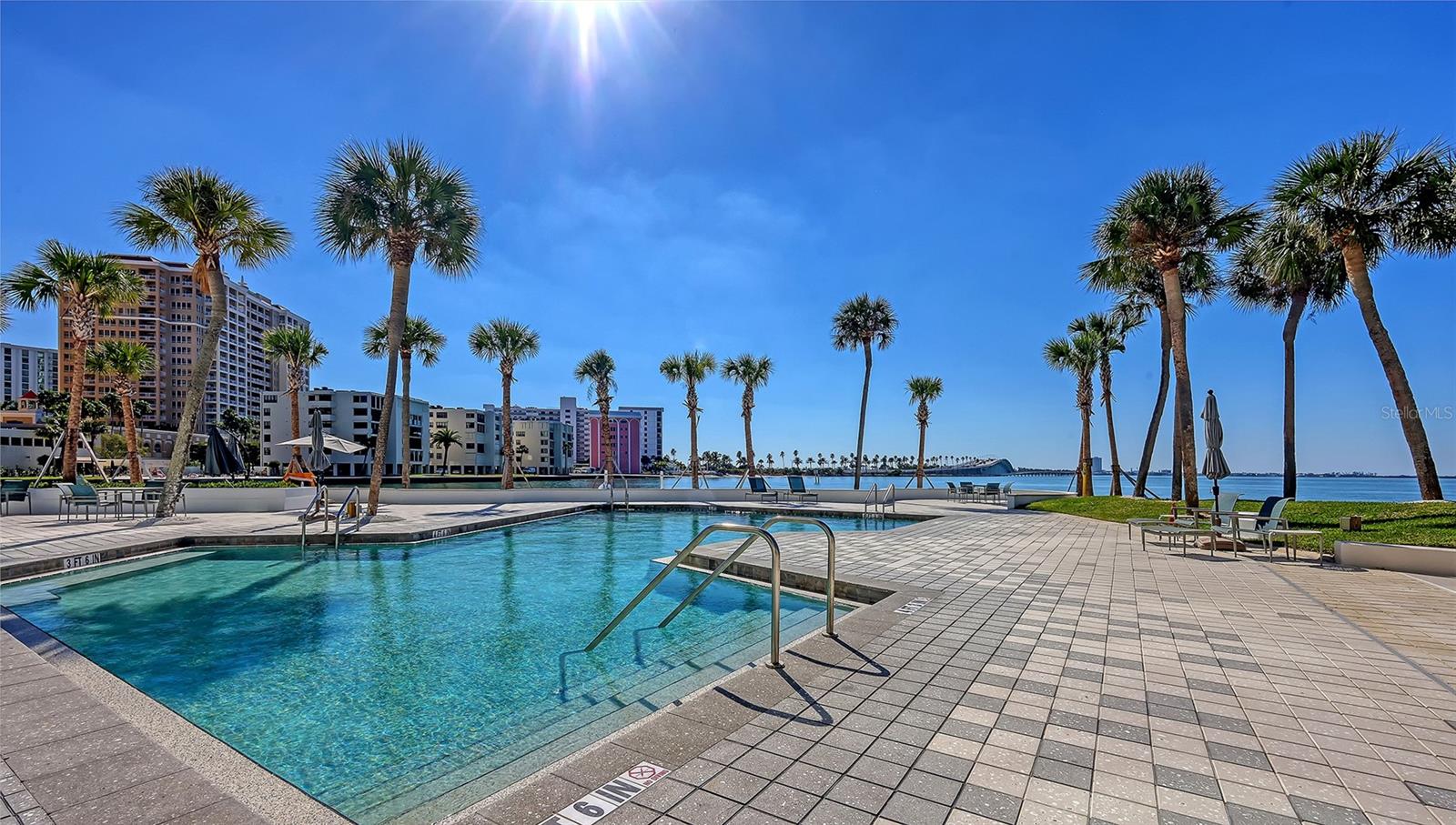 CONDO ON THE BAY TOWER I - Residential