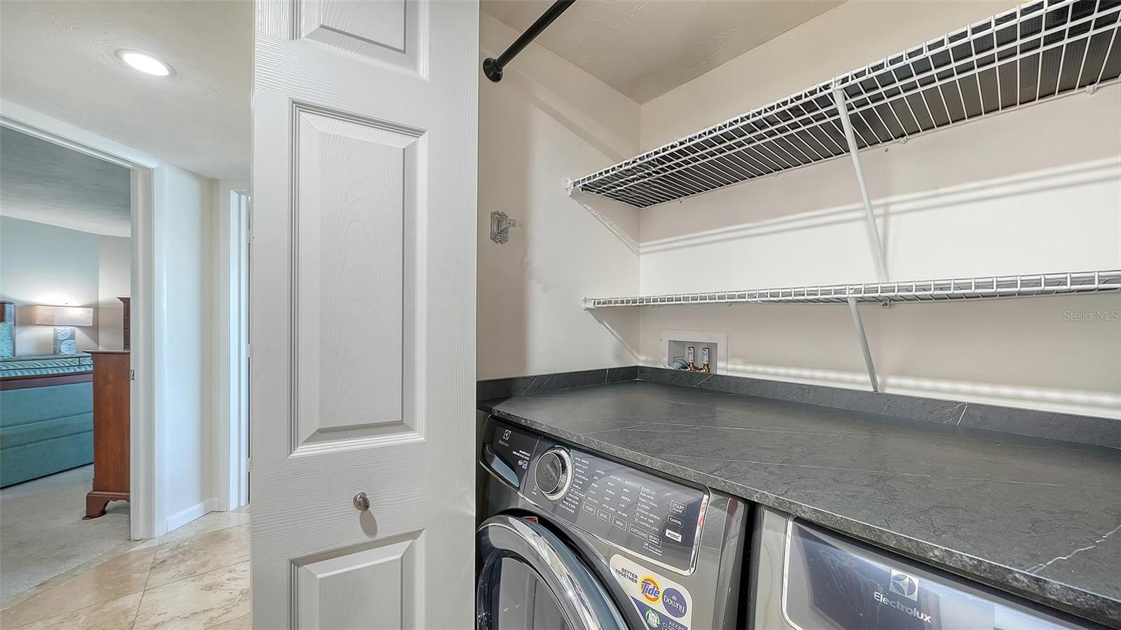 CONDO ON THE BAY TOWER I - Residential