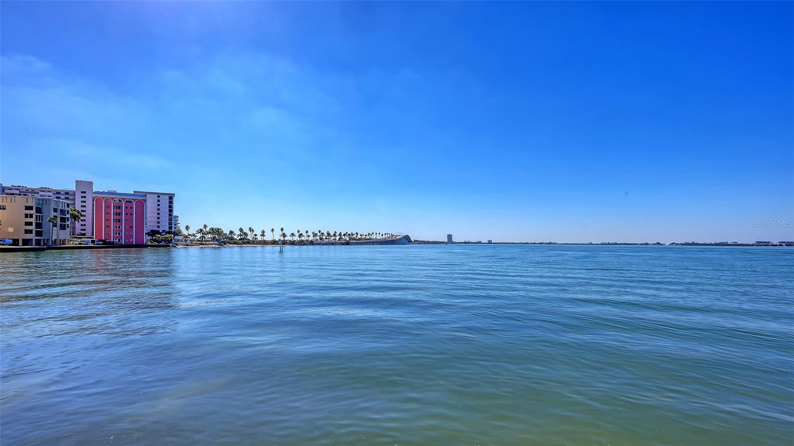 CONDO ON THE BAY TOWER I - Residential