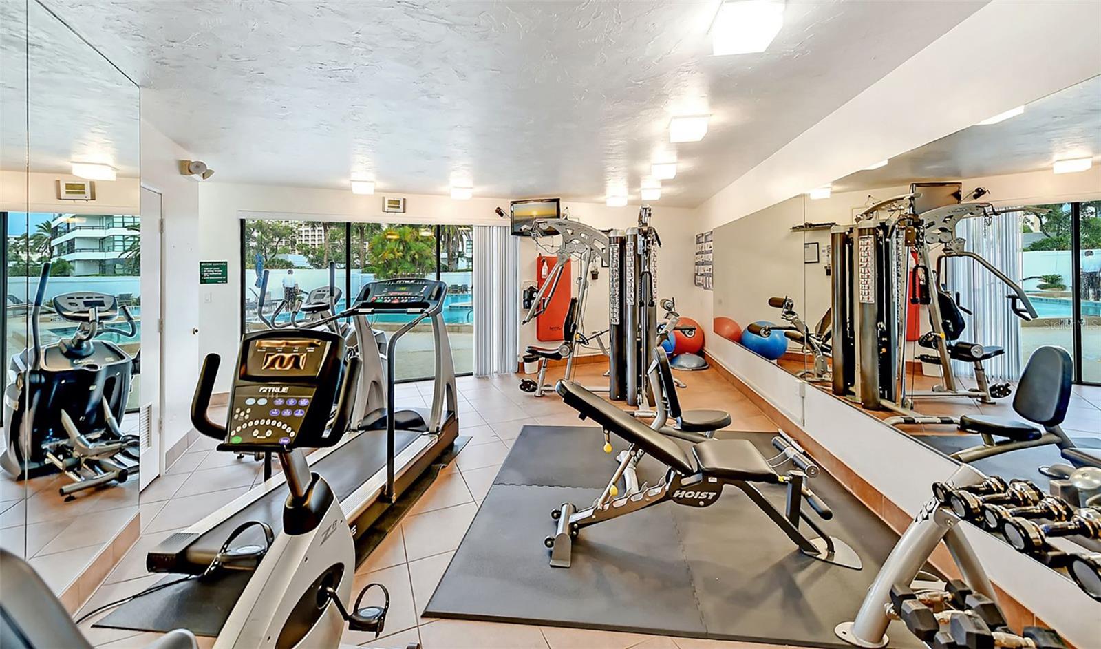 CONDO ON THE BAY TOWER I - Residential