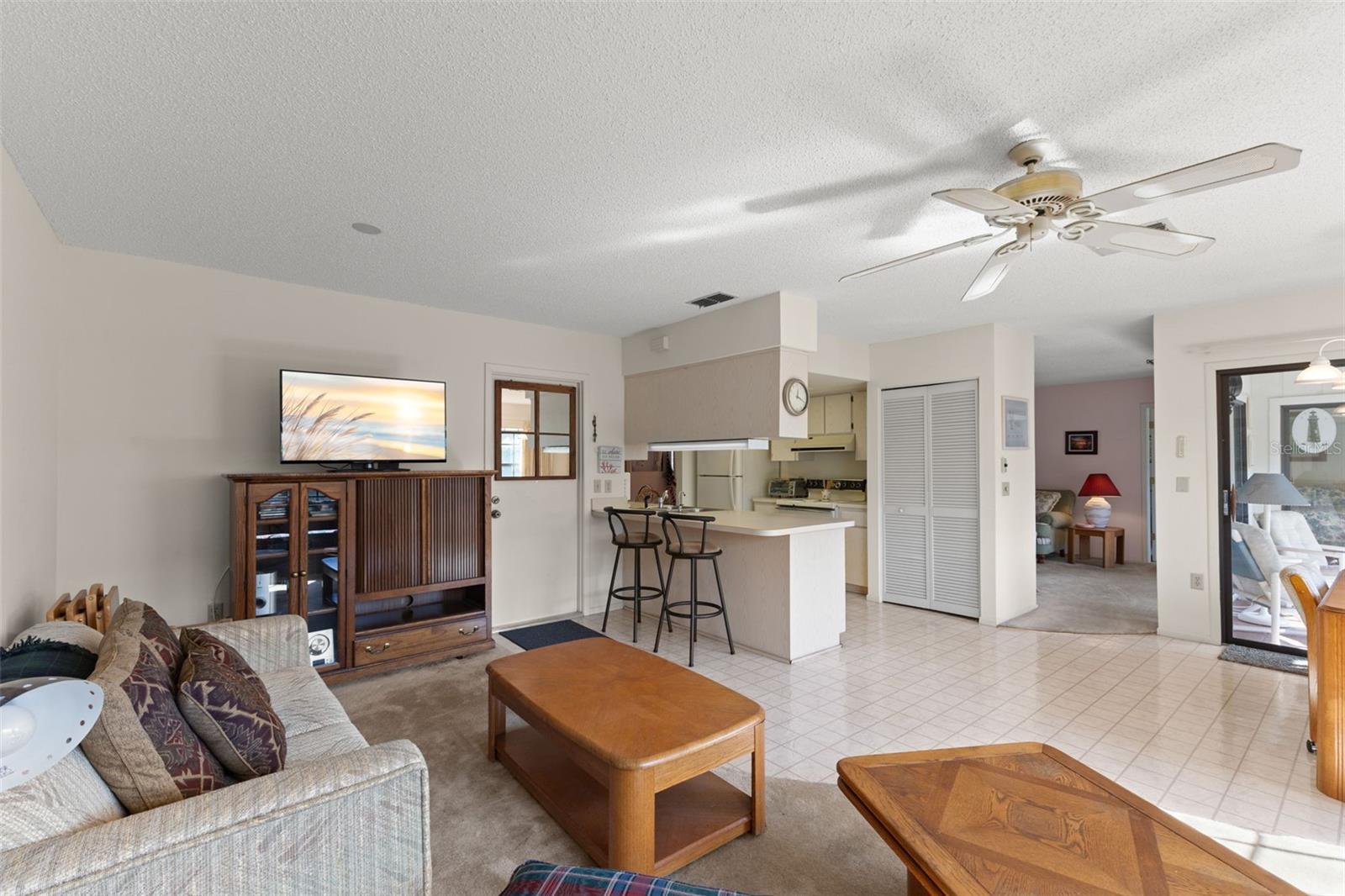 STAMFORD VILLAGE CONDO 01 - Residential