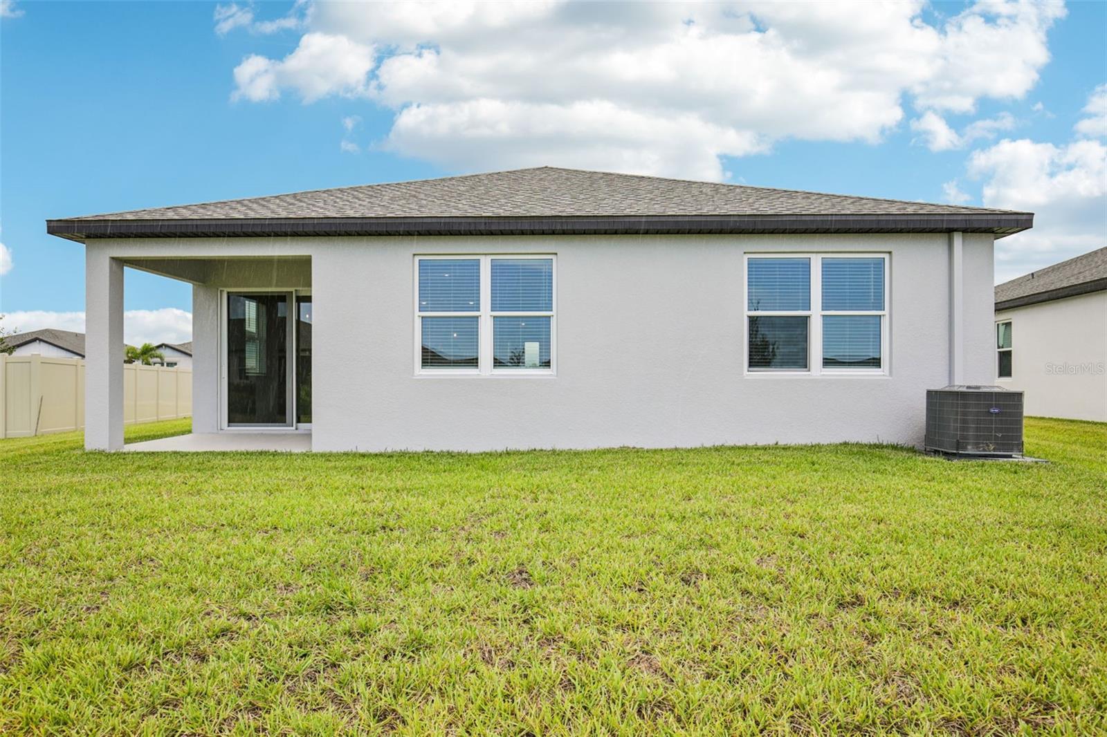 MAGNOLIA BAY - Residential