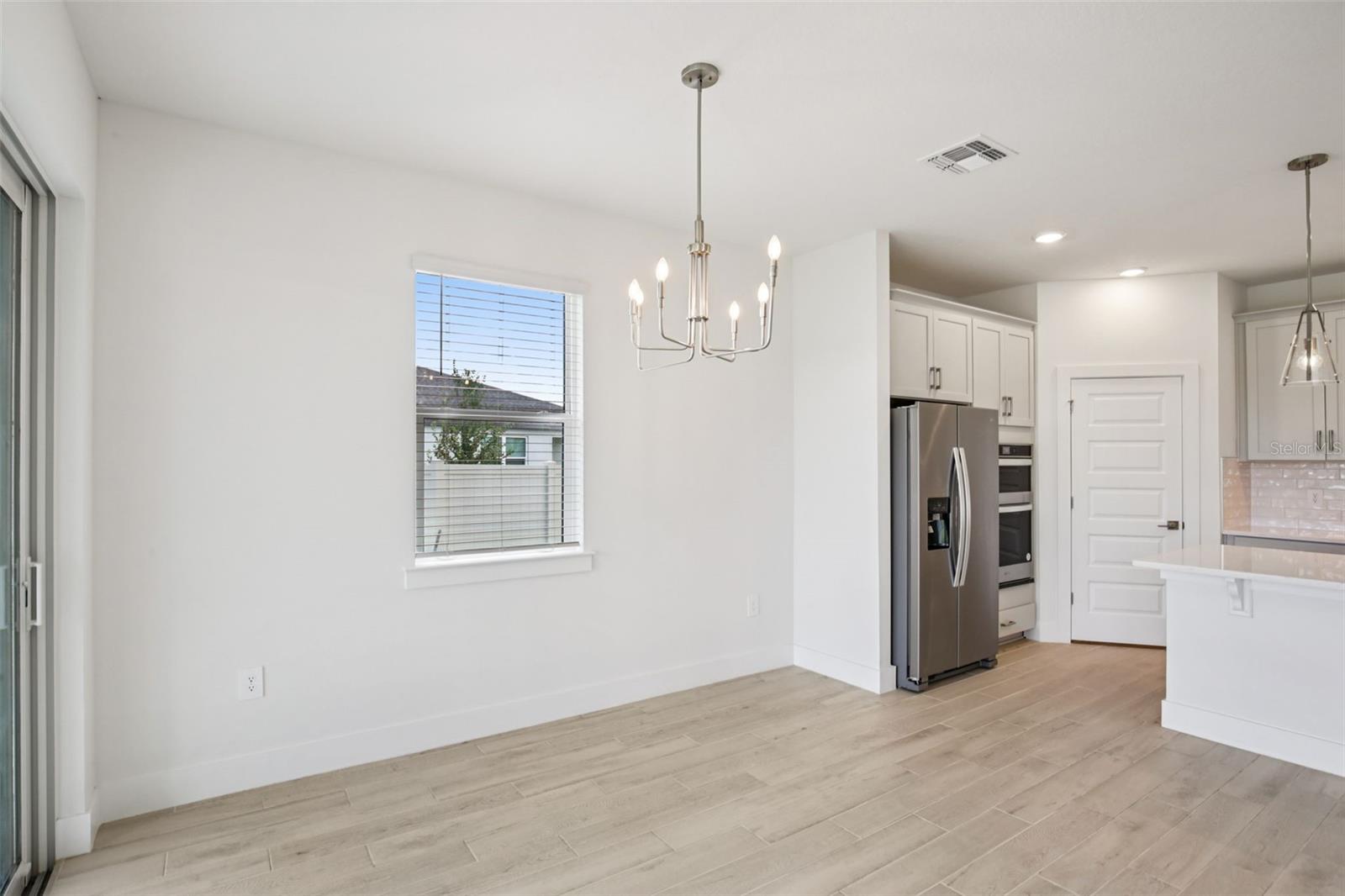 MAGNOLIA BAY - Residential