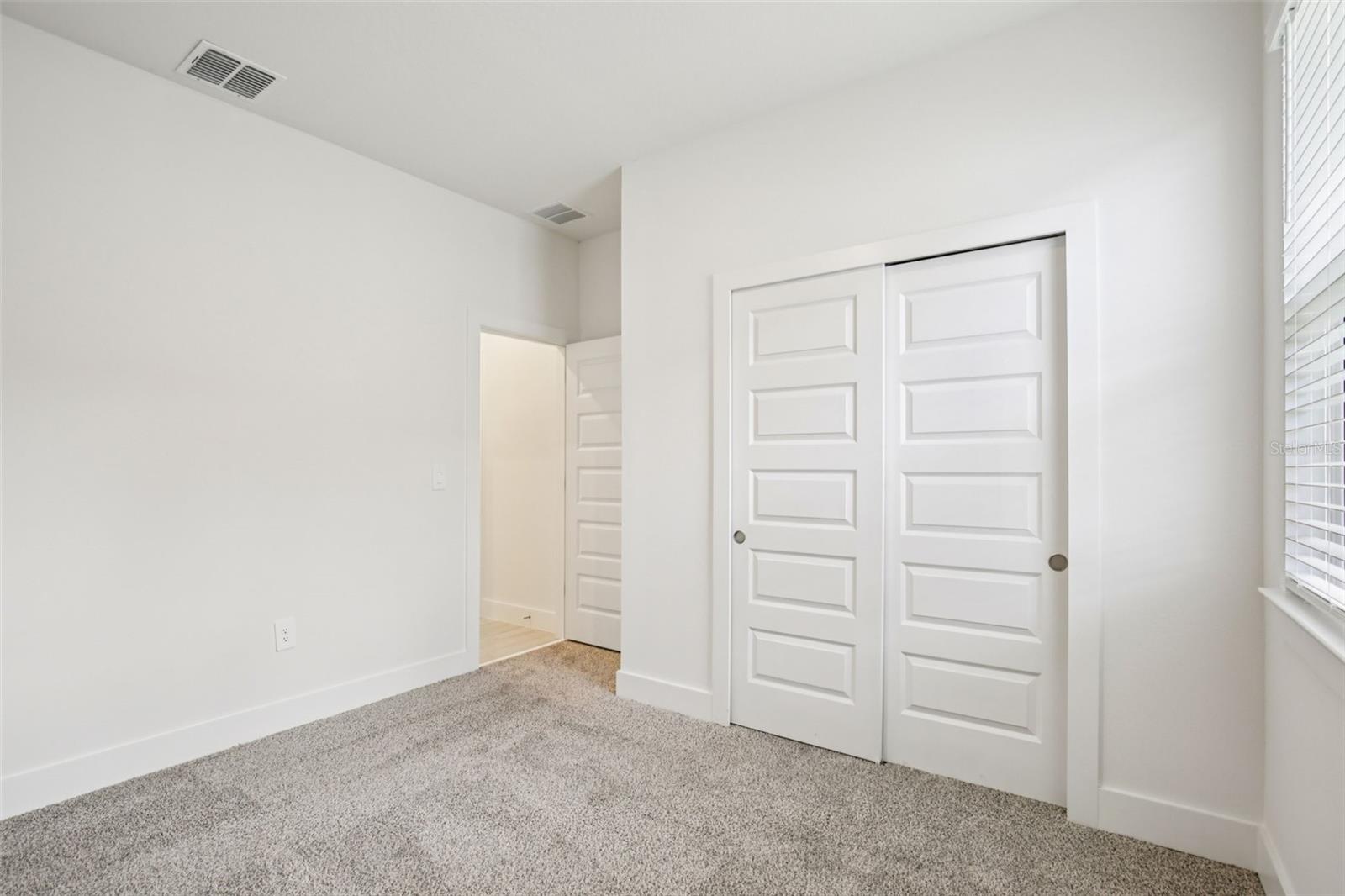 MAGNOLIA BAY - Residential