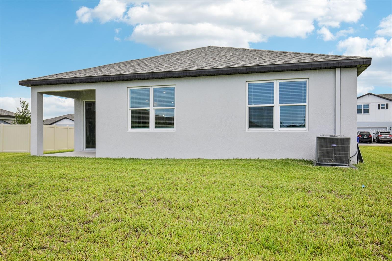 MAGNOLIA BAY - Residential