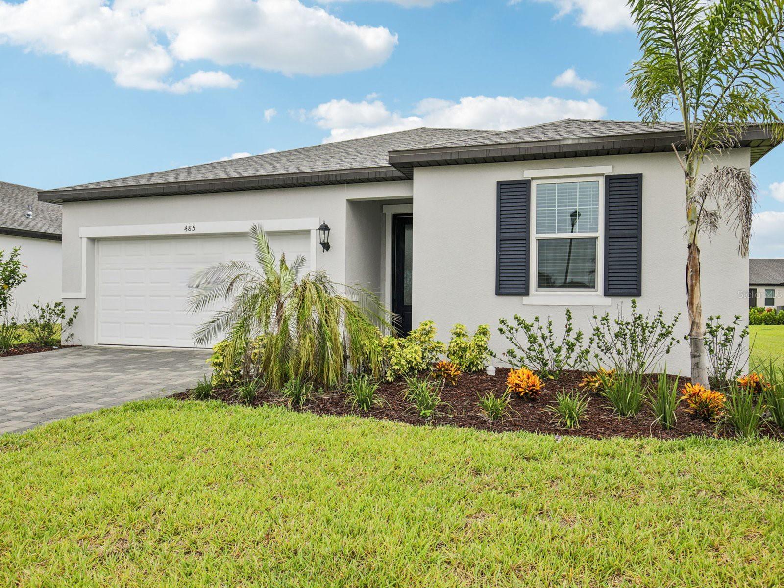 MAGNOLIA BAY - Residential