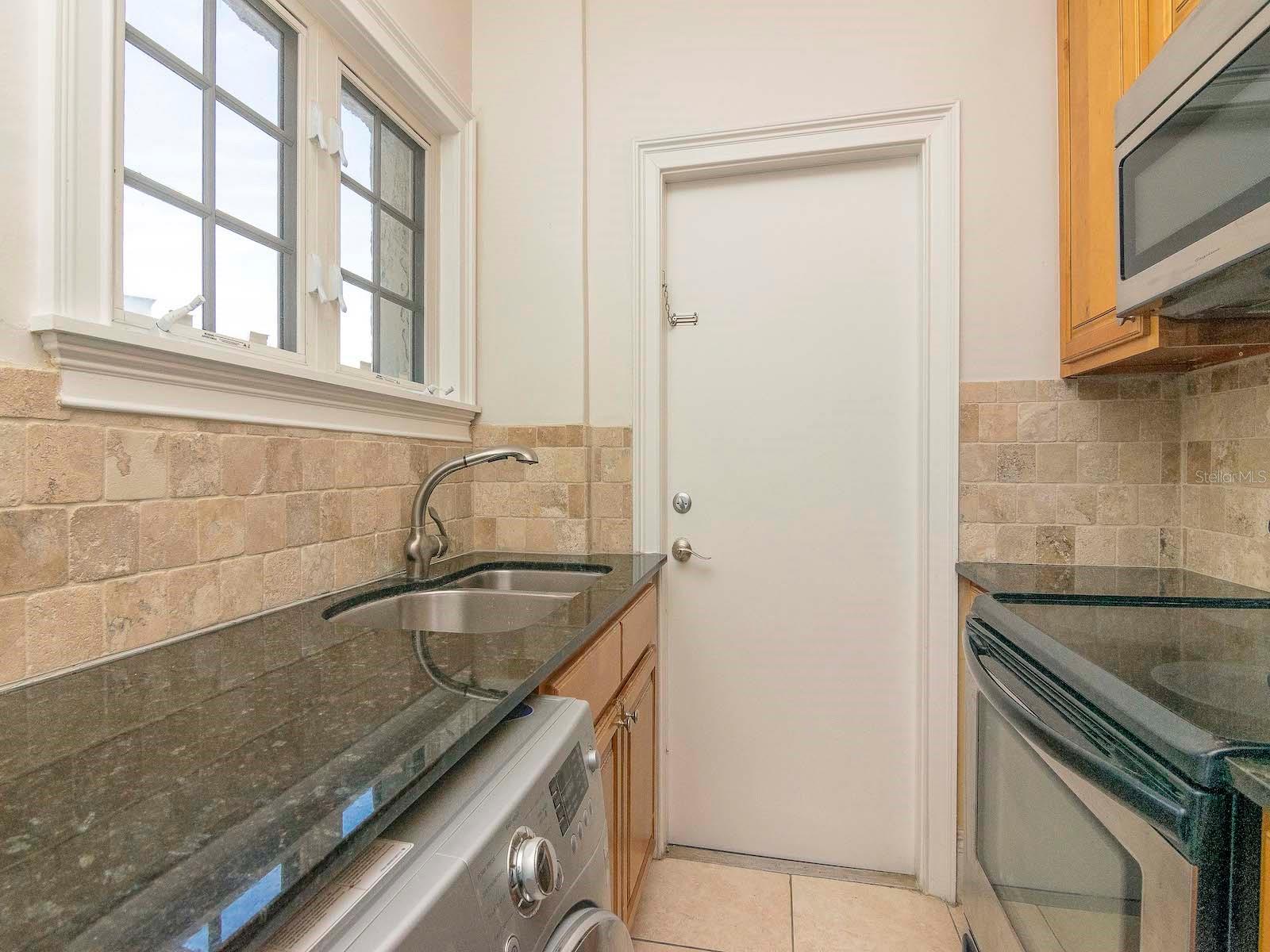 MELROSE LANDING CONDO - Residential Lease