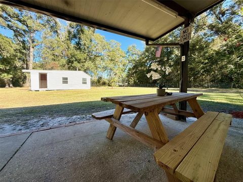 A home in DUNNELLON