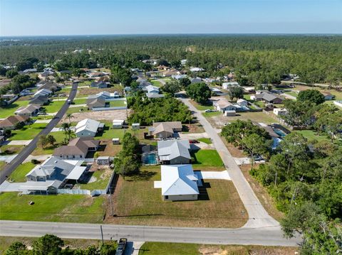 A home in SEBRING