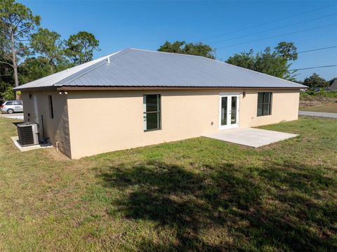 A home in SEBRING