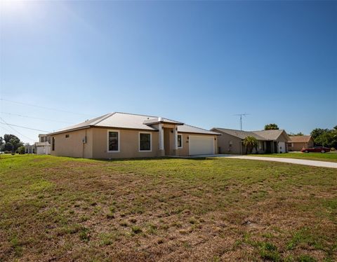 A home in SEBRING