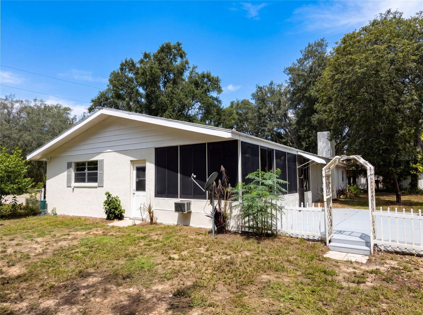 1870 N SEMINOLE ROAD