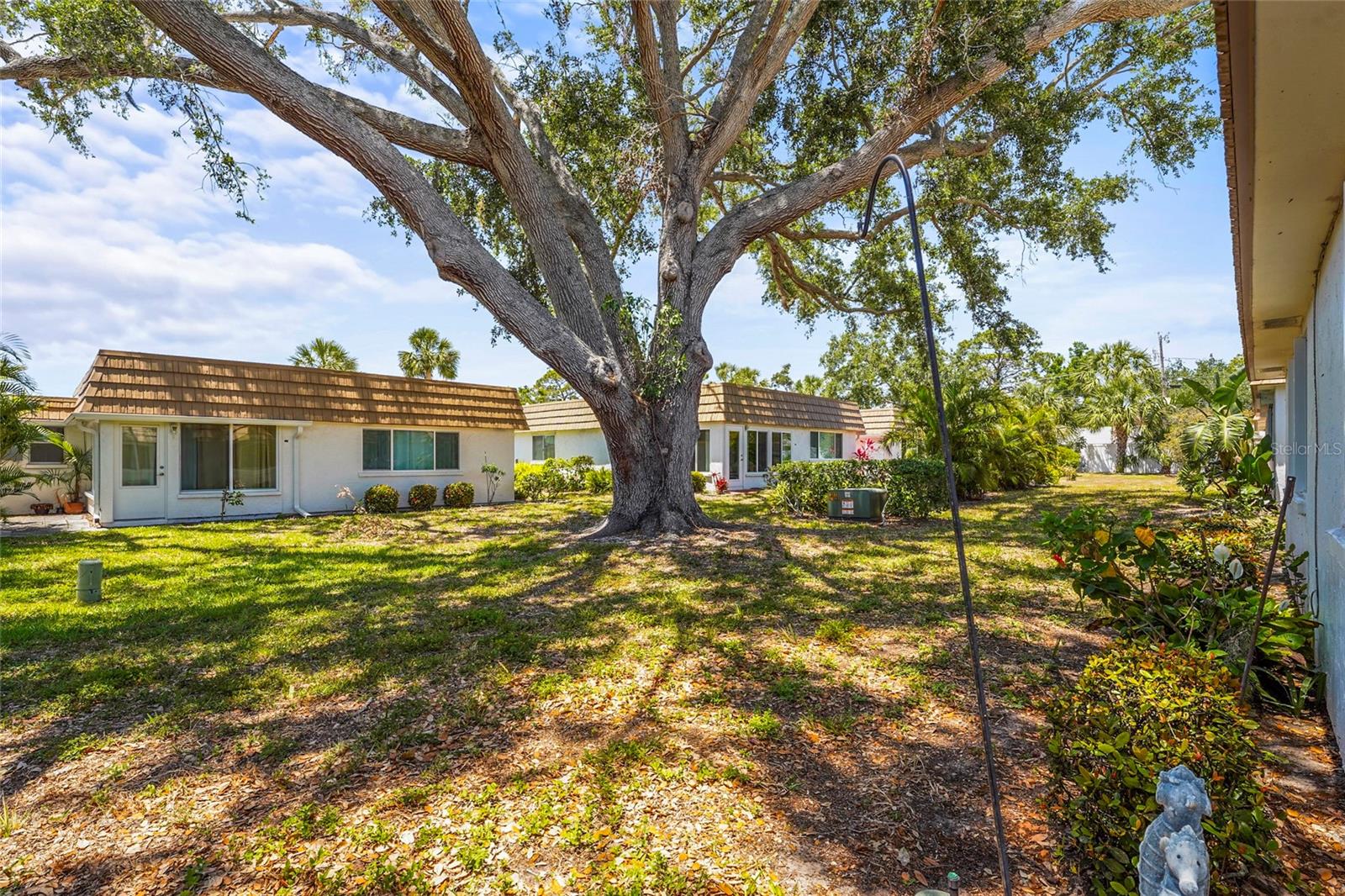 STRATHMORE RIVERSIDE II - Residential