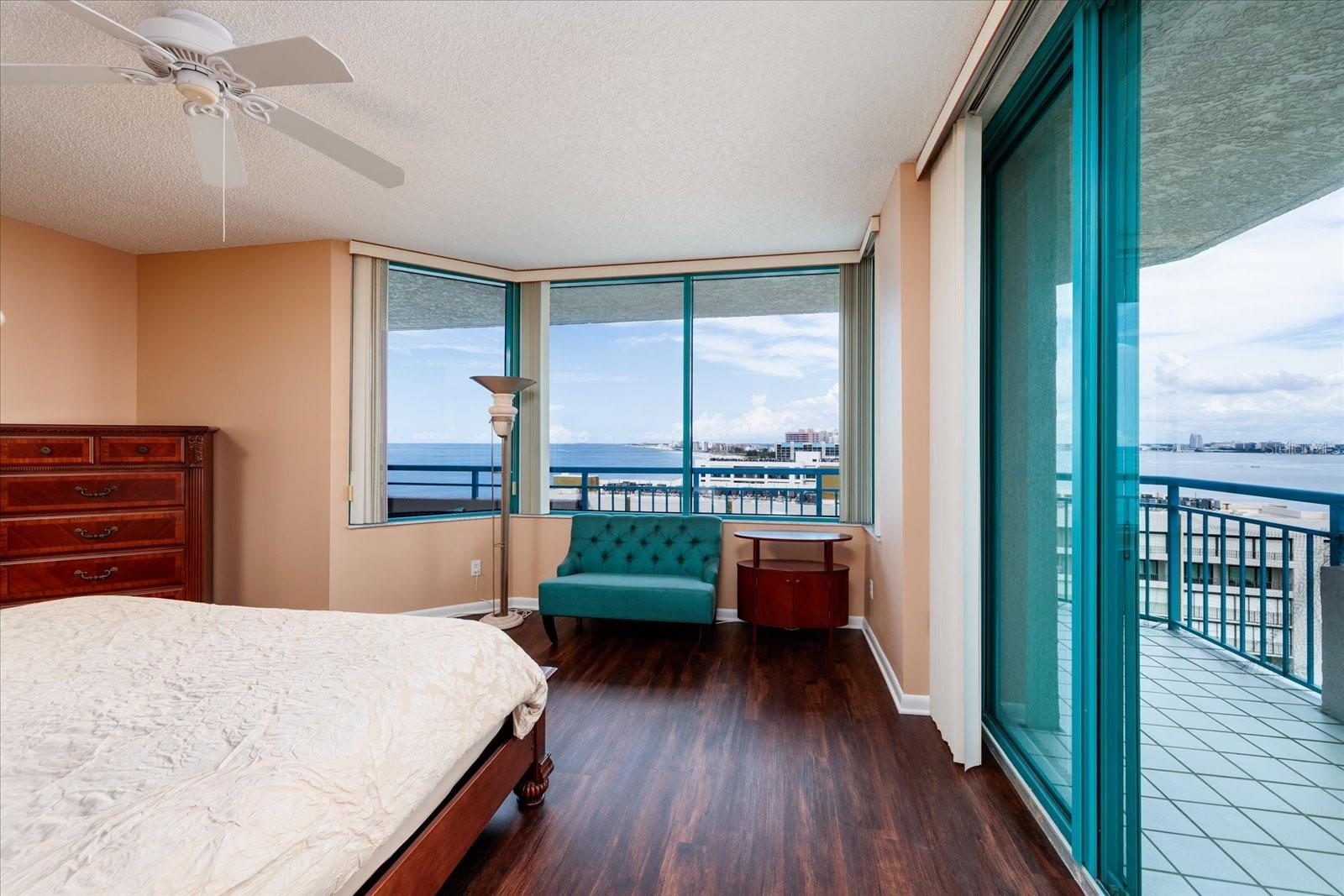 ULTIMAR ONE CONDO - Residential