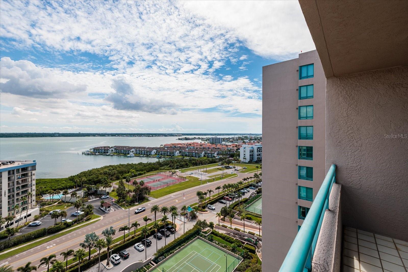 ULTIMAR ONE CONDO - Residential