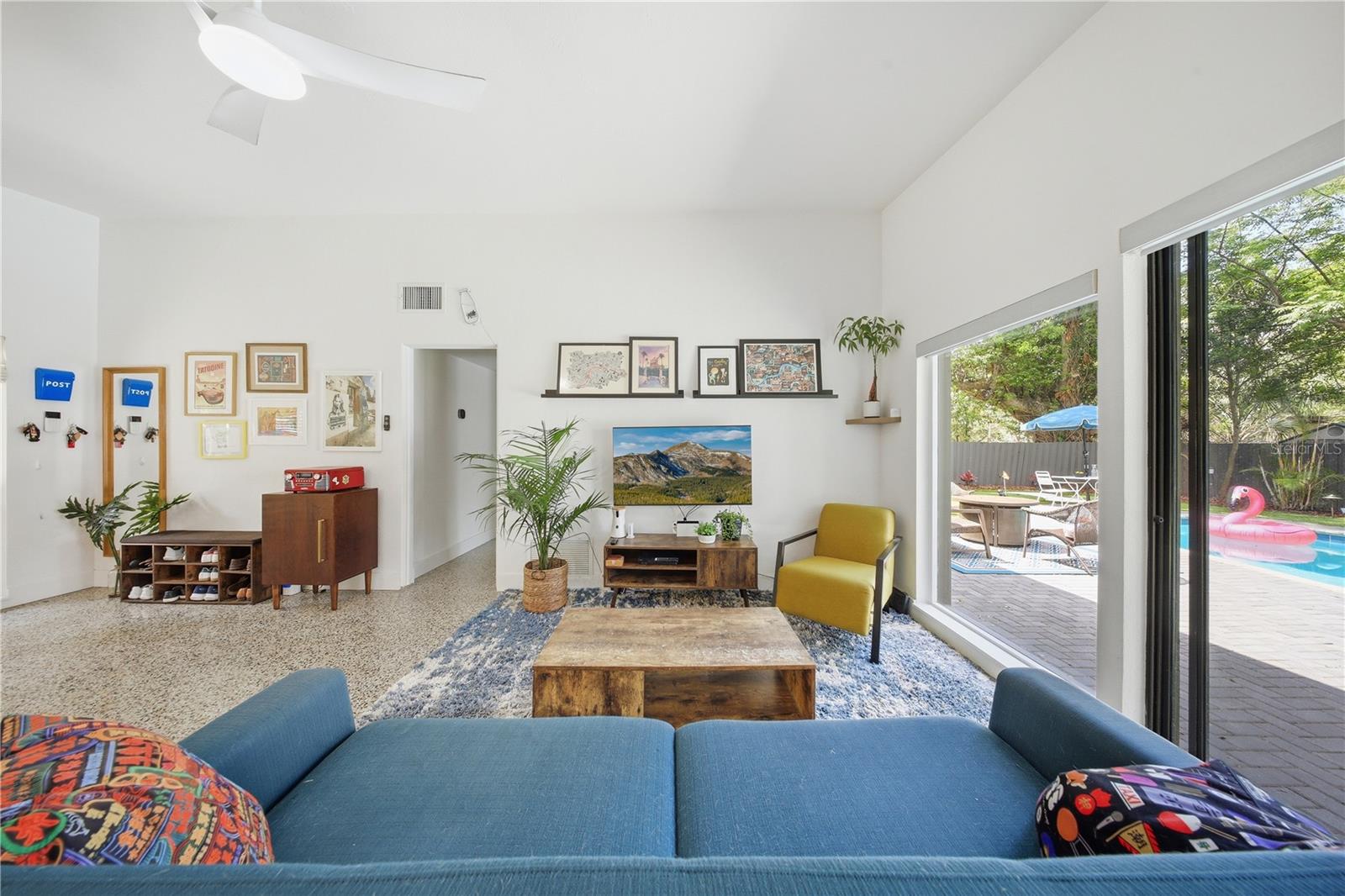 DOVER SHORES THIRD ADD - Residential