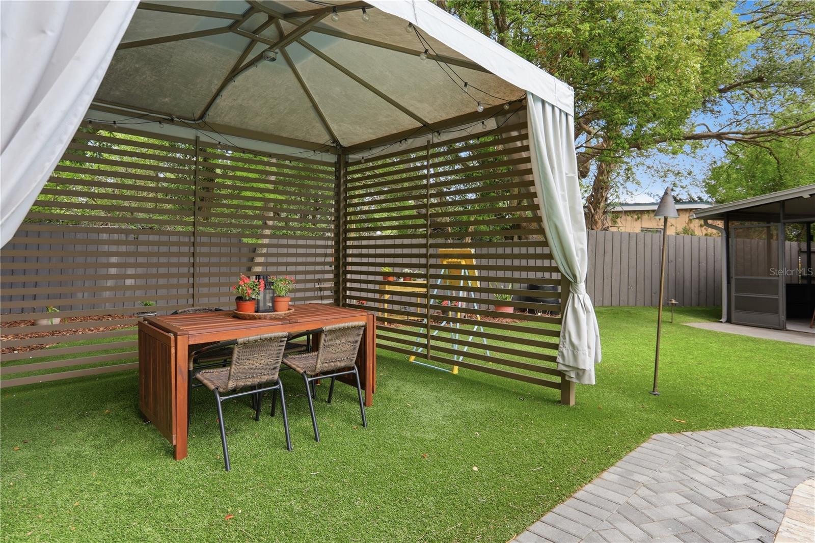 DOVER SHORES THIRD ADD - Residential