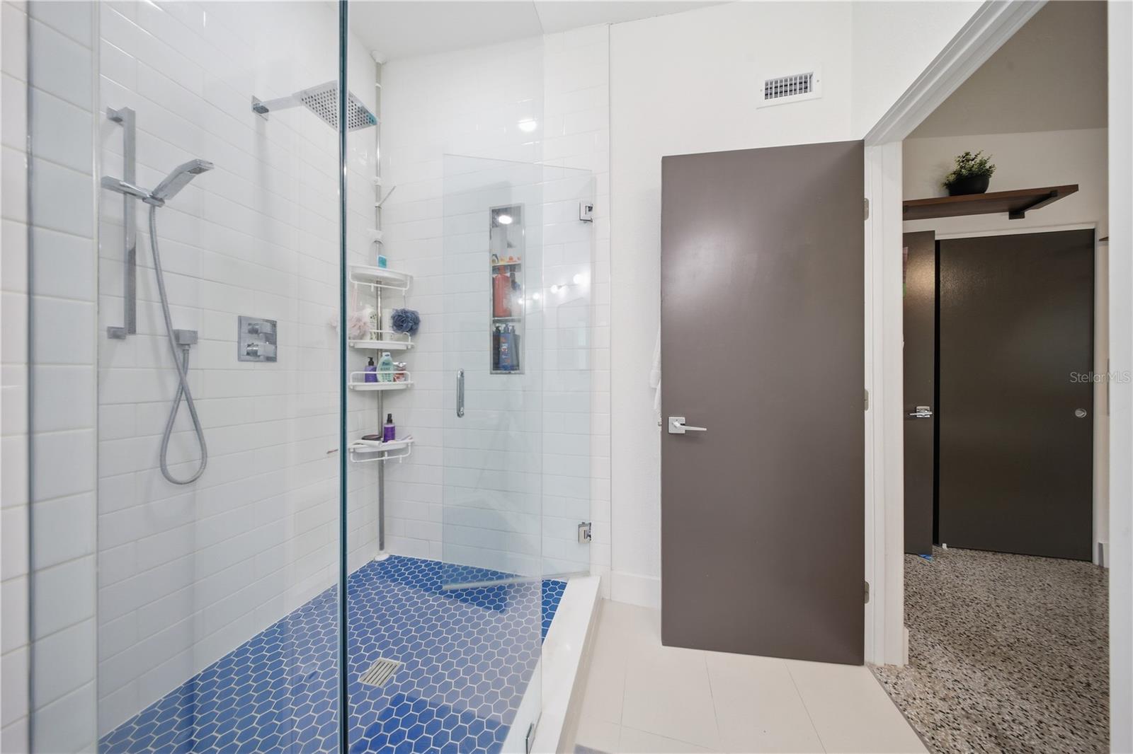 DOVER SHORES THIRD ADD - Residential