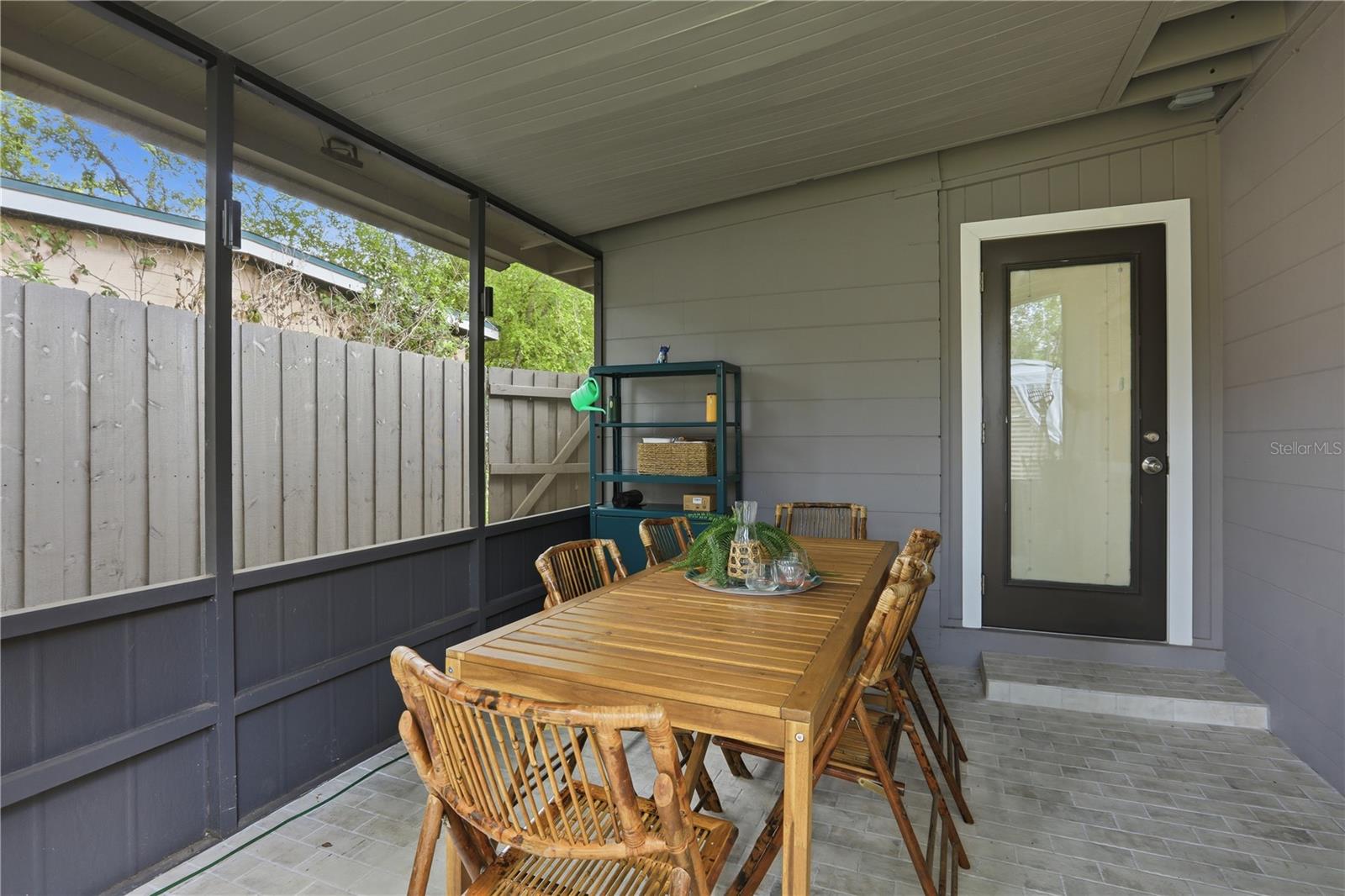 DOVER SHORES THIRD ADD - Residential