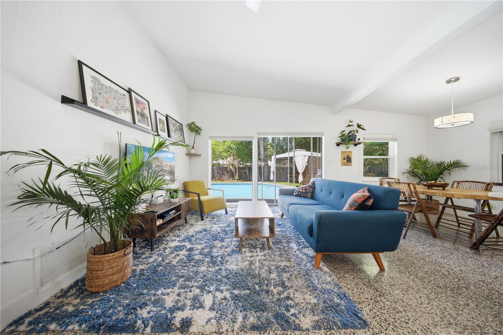 DOVER SHORES THIRD ADD - Residential