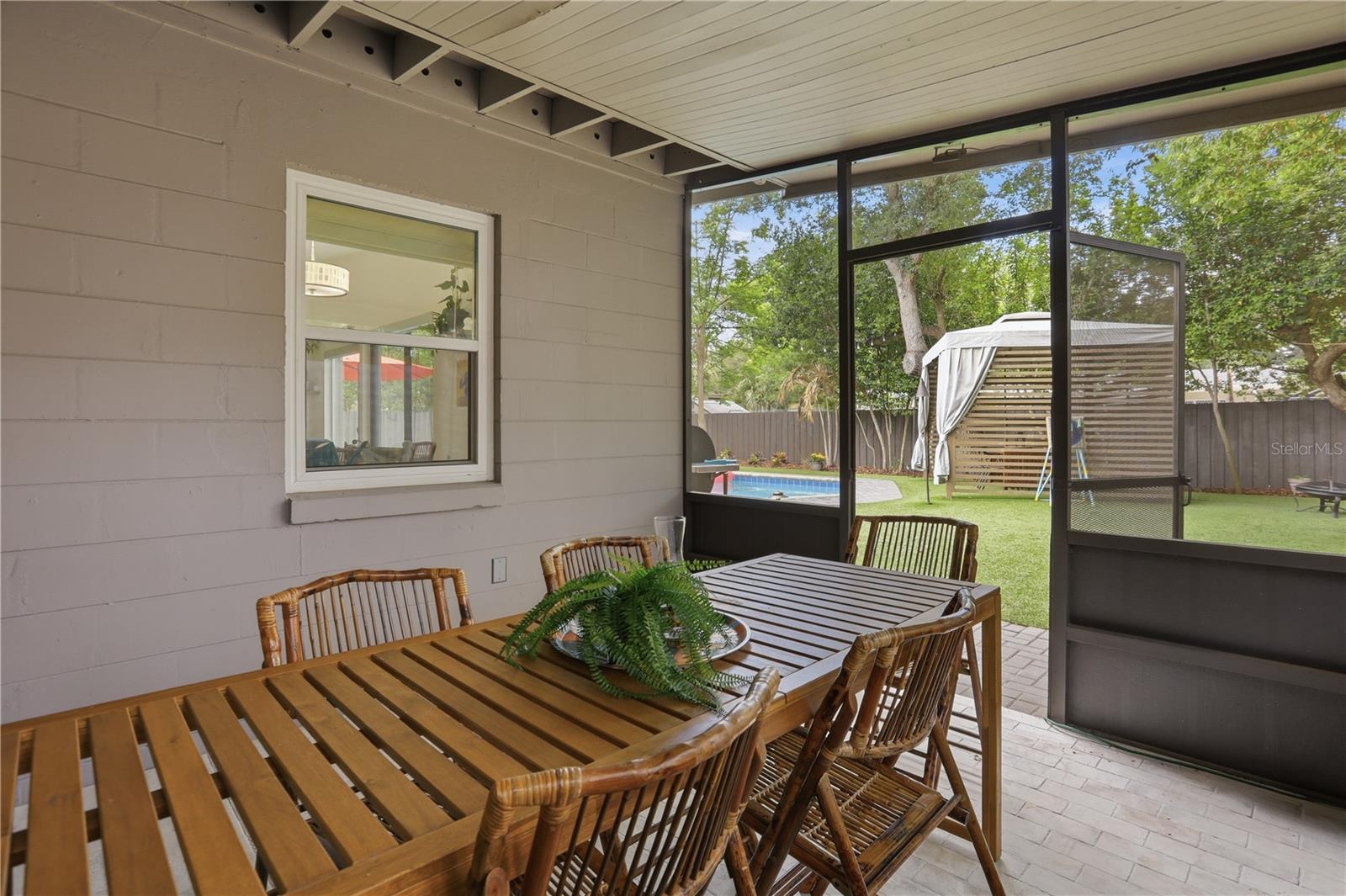 DOVER SHORES THIRD ADD - Residential